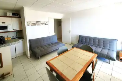 Image de Agréable T3 avec terrasse et grande piscine, à deux pas de la plage