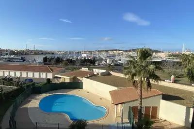 Image de T2 Climatisé pour 4 Pers. avec Piscine, Parking, Proche Plage et Commerces
