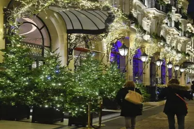 Image de Perfect Luxury Pied-Ă€-Terre-The Modern Residence On Avenue Montaigne