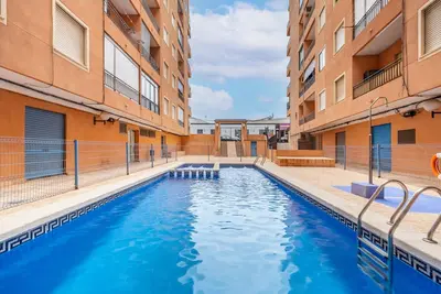 Image de Appartement de vacances \"Loft En Torrevieja\" avec Piscine, Balcon Privé & Wi-Fi