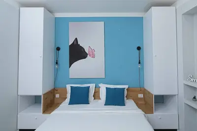 Image de Cozy & Modern Studio with Balcony in the center of Yerevan by Sweet Home