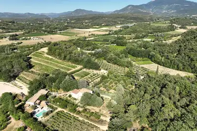 Image de Gîte \"Le Rosier\" Le Mas Des Charrettes