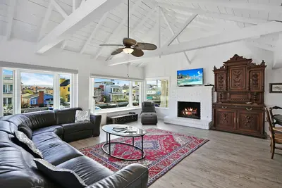 Image de *New Listing* Grand Canal Getaway | Balboa Island