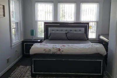 Image de Lovely 3 Bedroom Apt with parking