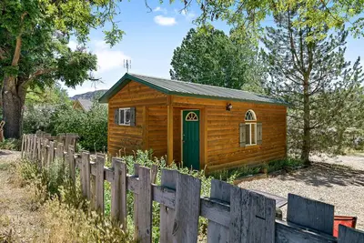 Image de Cozy Cabin in Southern Utah! Close to Zion!