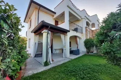 Image de Villa in the center and close to the beach!