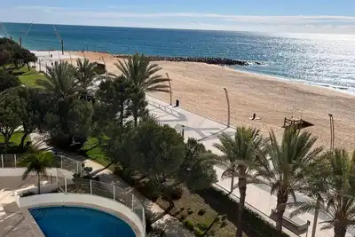 Beachfront  w/Pool Penthouse By Centralgarve