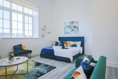 Image de Stylish studio apartment in delightful Downtown Baltimore