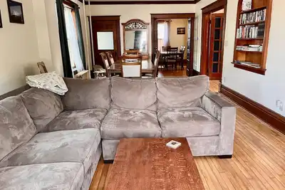 Image de Spacious Historic Gem with Modern Features