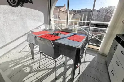 Image de Cap D'Agde Quartier Falaises proche plage T2 avec place de parking et piscine