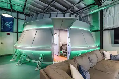 Image de Hangar 18 @ Area 51 | Themed | Pet Friendly