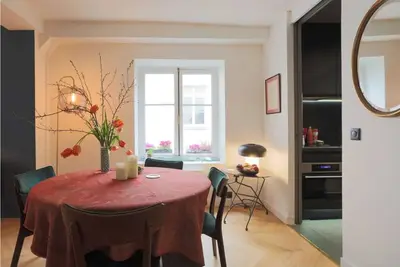 Image de One bedroom apartment on Rue du Cherche Midi