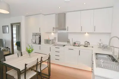 Image de 11th Floor, Newly built 2-bedroom flat in Central Southend, free parking
