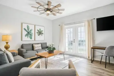 Image de Beautiful & Cozy 4bd Home, Gated Community, Just Minutes from Disney's Doorstep