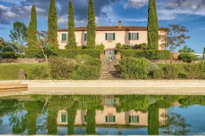 Image de Montalcino\/Val D'Orcia, Panoramic villa avec piscine, 8 pax.
