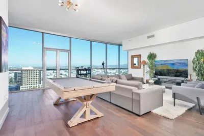Image de Orange County Luxury Apartment