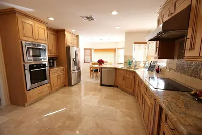 Image de 12 beds 6 bedrooms 3 masters Pickleball Putting green Heated Pool Hot Tub