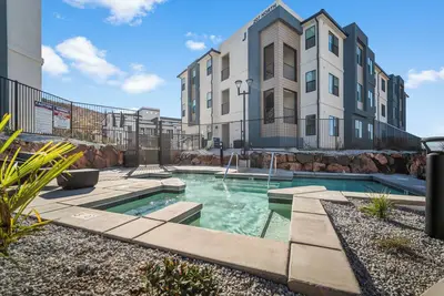Image de The View | 3-bedroom condo with resort amenities