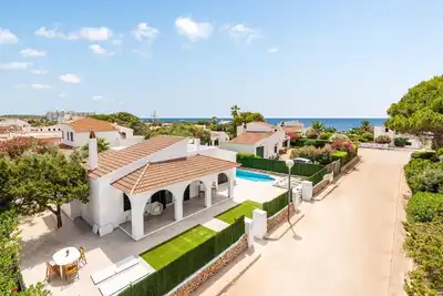 Image de Maison de vacances Cala Blanes pour 1 - 6 personnes avec 3 chambres à coucher - Maison de vacances