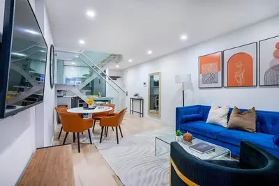 Image de 75-3b 3br Luxury duplex W/D Elevator