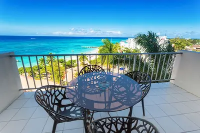 Image de Ocean View Modern Studio Central Location WiFi