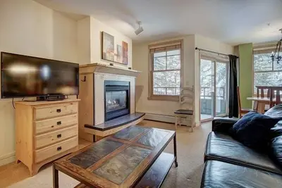 Image de Silver Mill 8184-1Br-Walk to Slopes! Kids Ski Free! by RedAwning