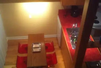 Image de 90+ nights: Cedar Suite: Mid Century Style, Views to a Secret Garden