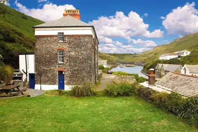 Image de 4 bedroom accommodation in Boscastle