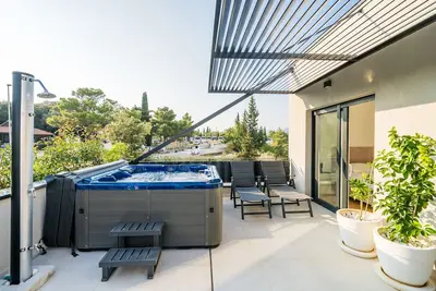 Image de Apartment La Fiore - Three Bedroom Apartment with Hot Tub