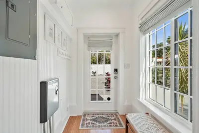 Image de Casita Jacinto, 1926 historic home near Siesta Key - 0. 4 miles to bay