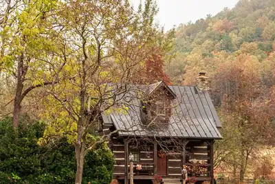 Image de Cabin at Rabbit Hollow