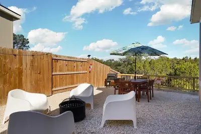 Image de New! The Cozy Lake House Texas!