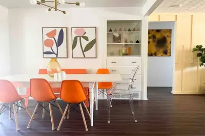 Image de Family fun, Game Room in finished basement!