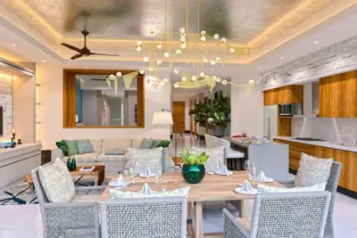 Luxurious 2 Br Estates Suite