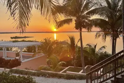 Image de Unparalleled views in Abaco! Private 4 acre estate with beach, dock and cabana.