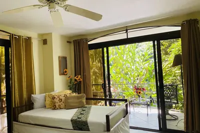 Image de Enchanted Apartment in Manuel Antonio a 5 minutos de la playa.