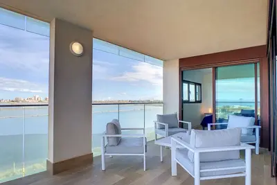 Image de Grand balcon vue mer, wifi, parking et piscine