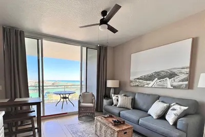 Image de Family friendly beach front condo with tons of amenities