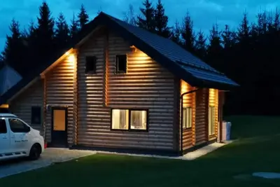 Image de Premium Lodges - Skiing\/Hiking - Incl. bed linen etc.