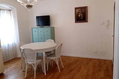 Image de 2-bedroom, 4-guest apartment in historic area of Trieste in 19th century style