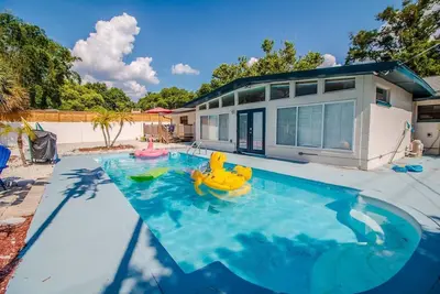 Image de 2br Family Retreat • Orlando • Full Kitchen