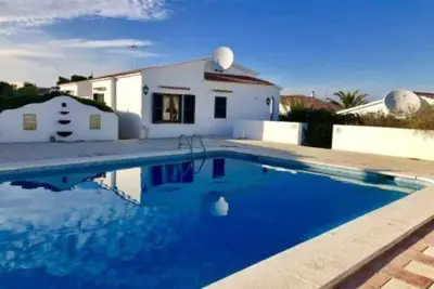 Image de Beautiful bungalow near beach and amenities with 3 bedrooms & large pool