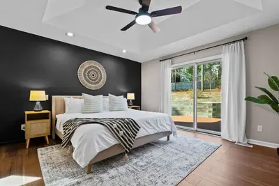 Image de Southern Pines Getaway w/Hot Tub, Fire Pit & Pool