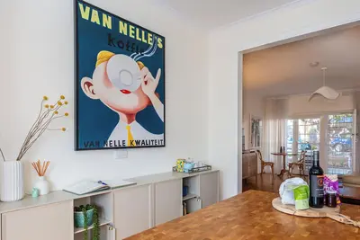 Image de Spacious Two-Bedroom Apartment Near the Heart of Adelaide