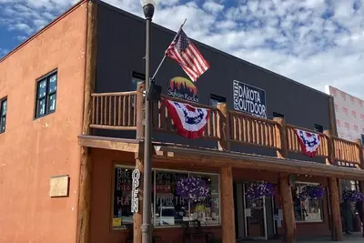 Image de Bison Loft in Downtown Custer, Sleeps 4