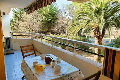 Miougrano T2 55m2 Lumineux Climatisé Plage Piscine Parking