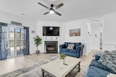 Image de Beach House Fun Time