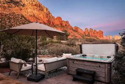 Image de Sedona`s Oceanfront Property • Spa, Views, Trails!