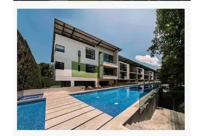 Image de Modern Comfortable 1-Bedroom Condo Pool/Gym/Bbq