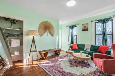 Image de Green N' Groovy in the Heart of East Rock Near Dt | Yale |Cozy N' Comfortable